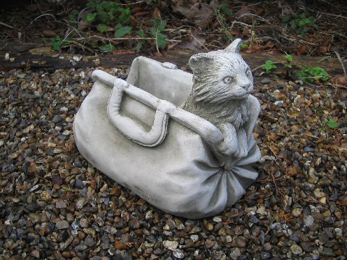 KA19 Cat in Bag KA19 Cat in Bag